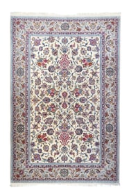 Isfahan Rug 7'0" x 10'0" (2.13 x 3.05 M)