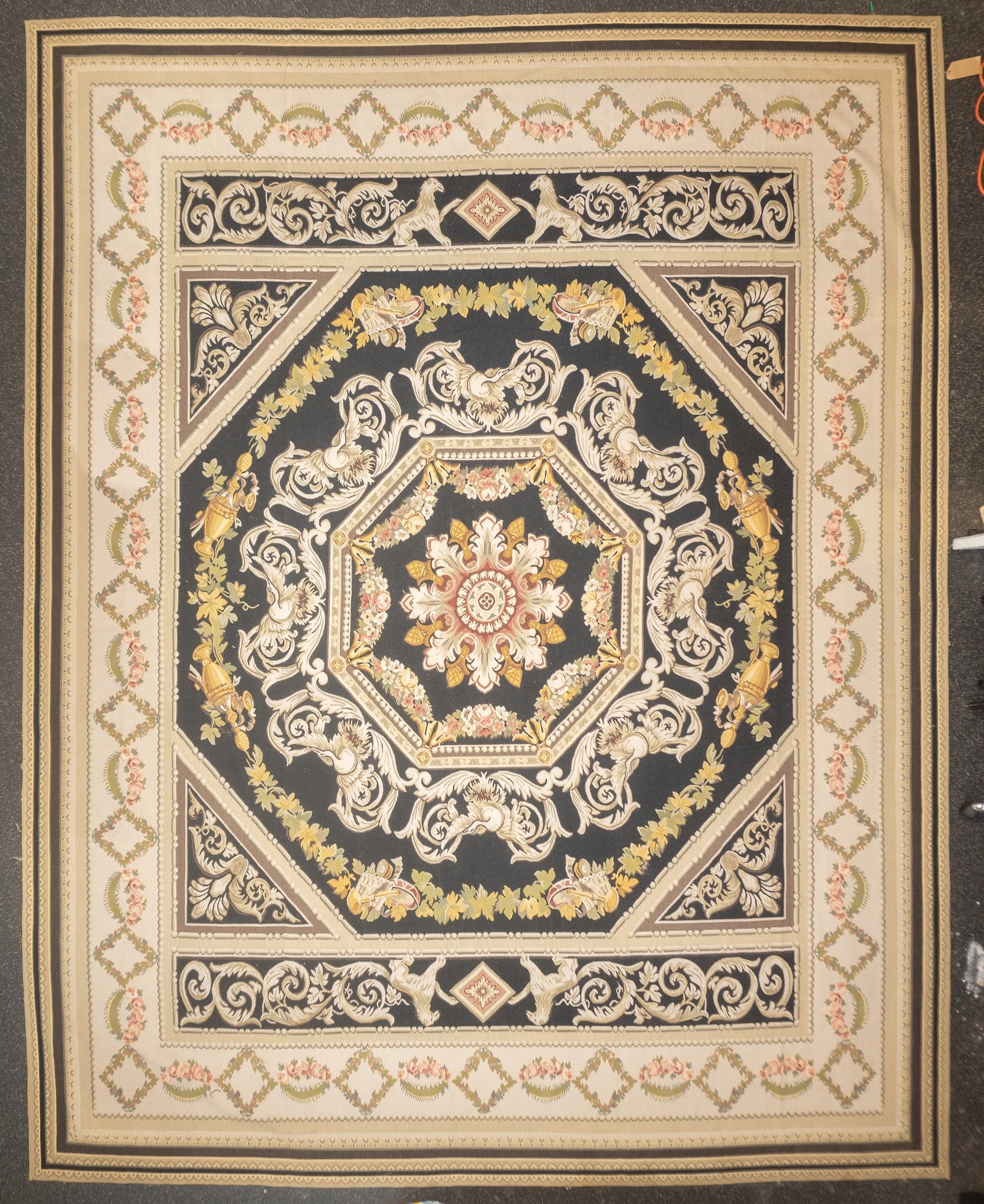 Aubusson Rug 12' x 15' (3.66 x 4.57 M): Aubusson