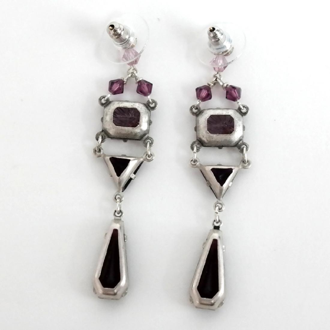 Silver tone dangling earrings with amethyst color (1 of 1)