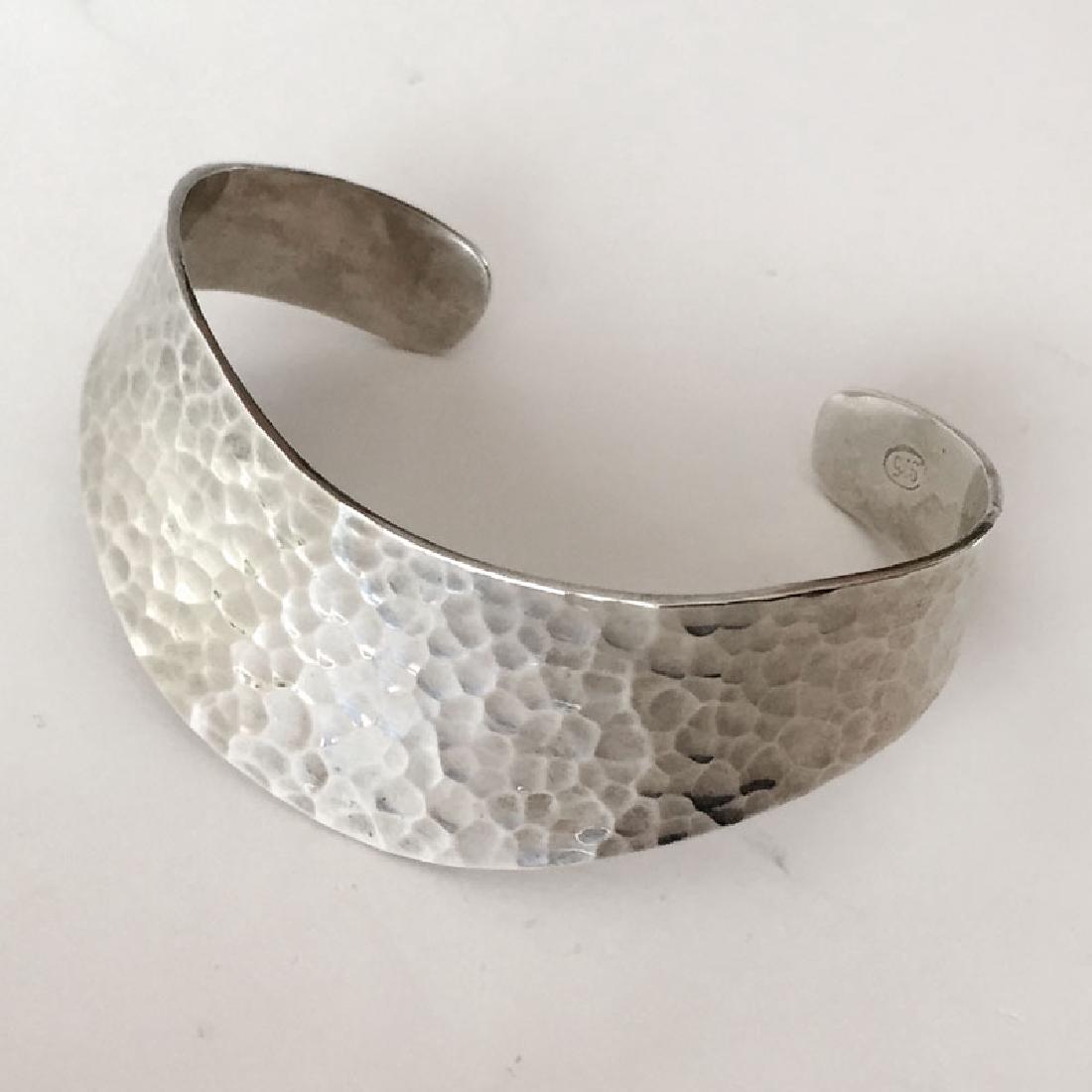 Vintage sterling silver hammered finish cuff bracelet (1 of 4)