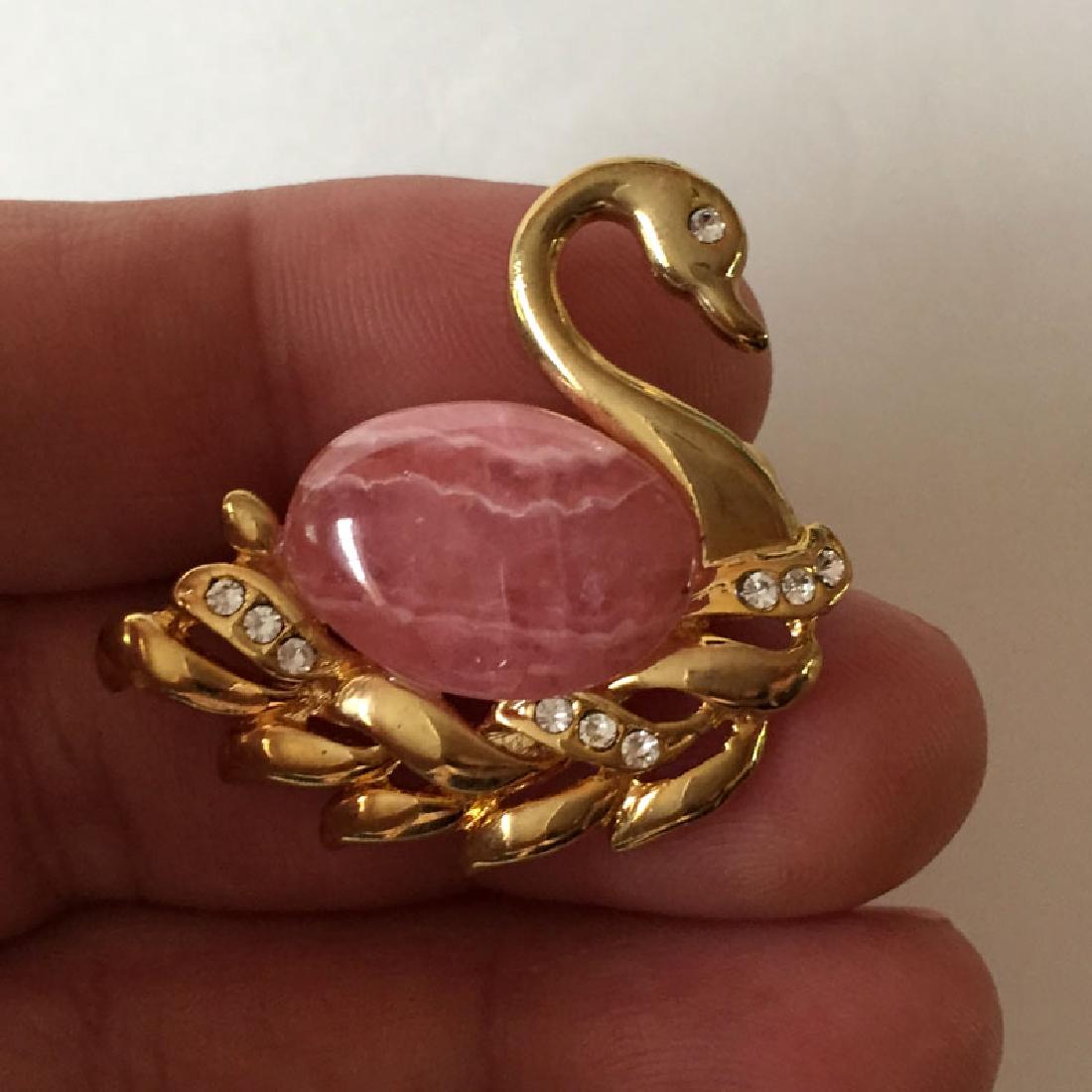 Gold plated SWAN shaped brooch with Pink Agate oval (1 of 3)