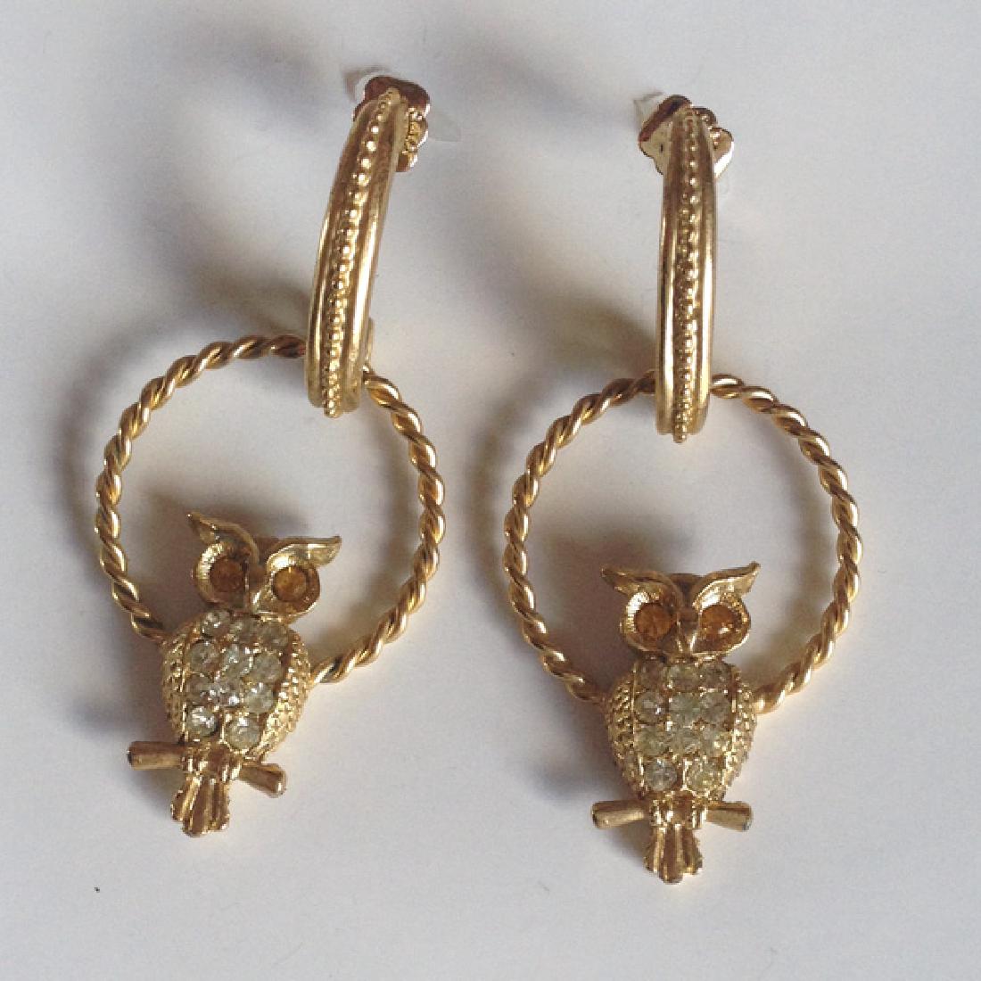 Gold plated post and push back earrings with dangling (1 of 2)