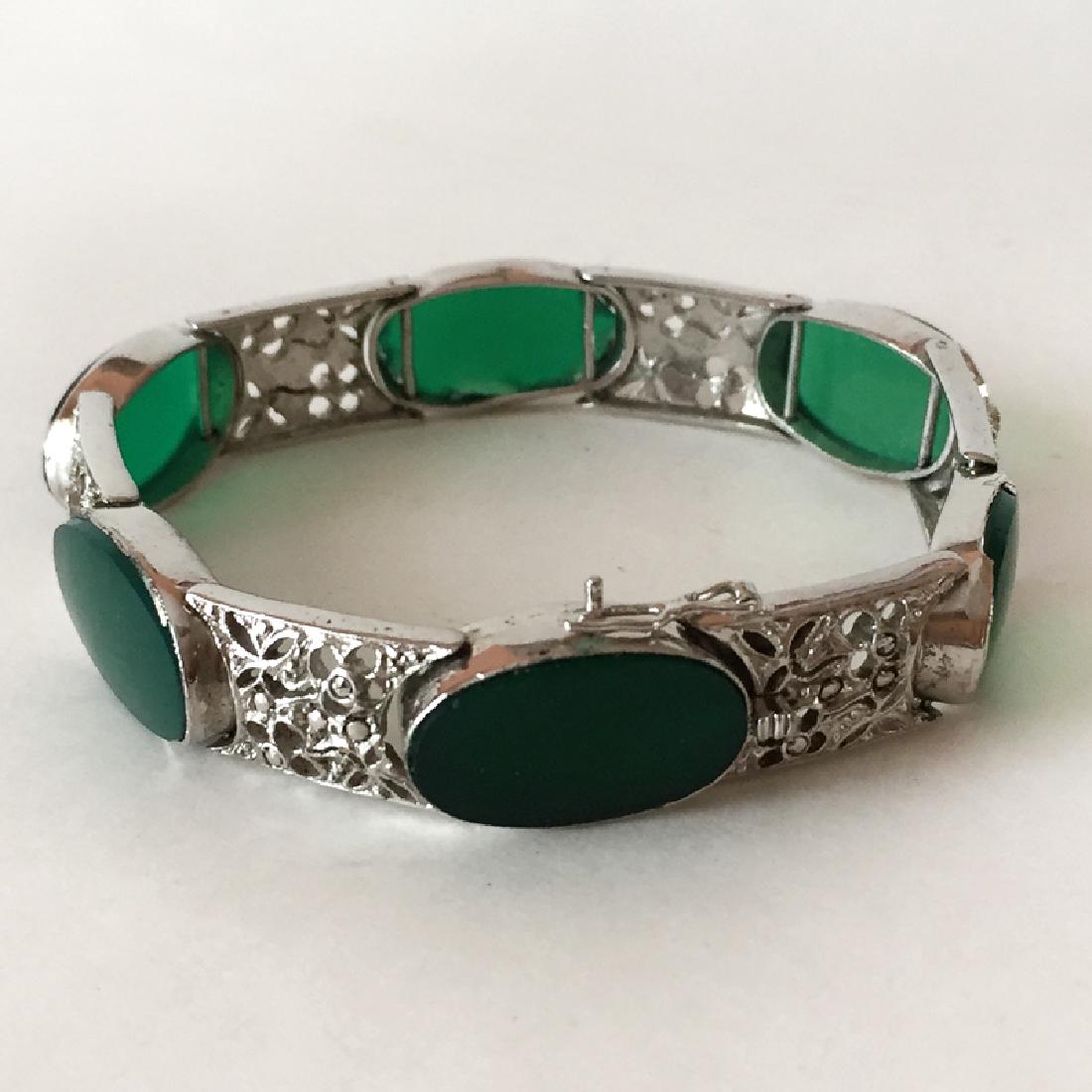 Silver tone diamond cut links with marcasites and oval (1 of 4)