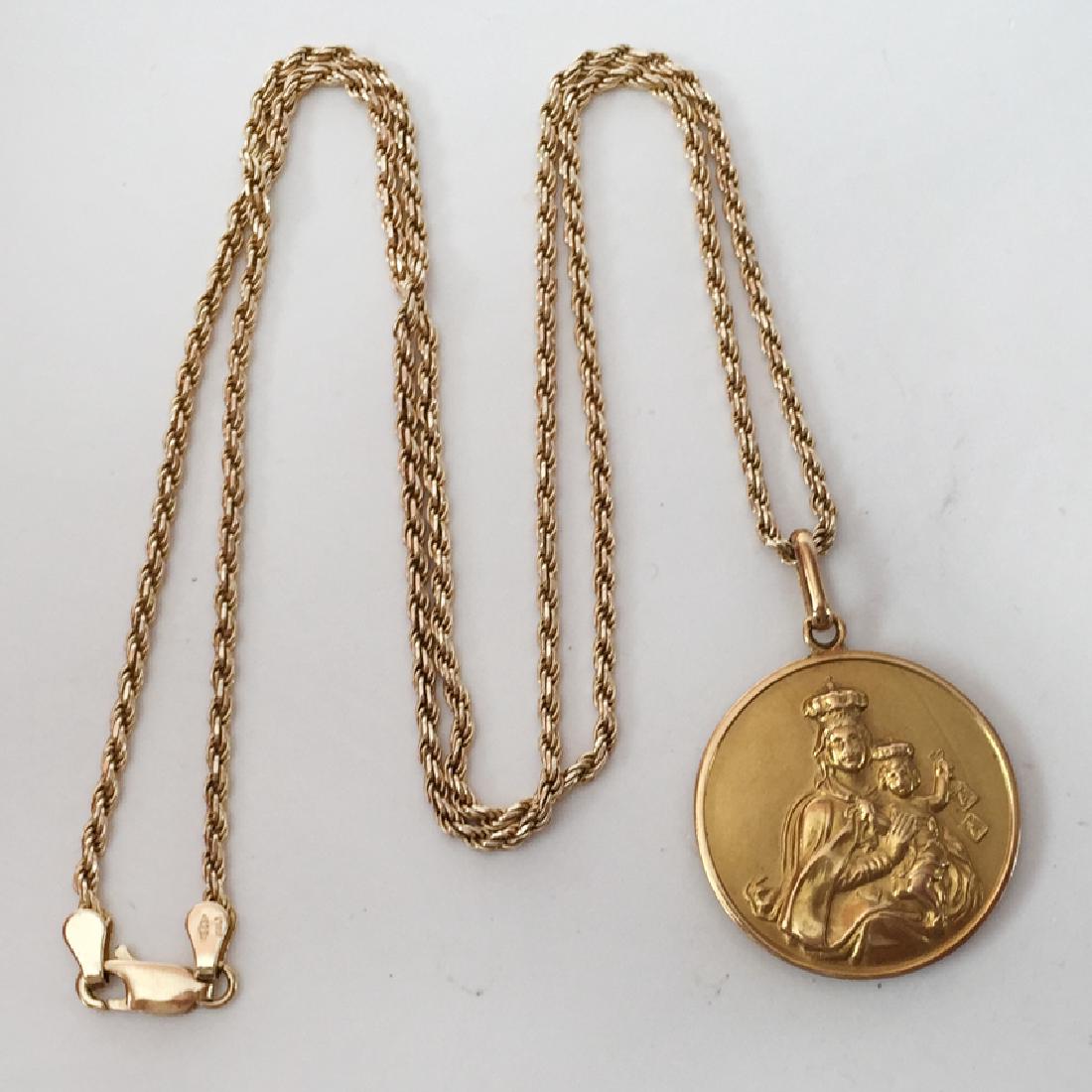 14k yellow gold diamond cut twisted chain with round (1 of 3)