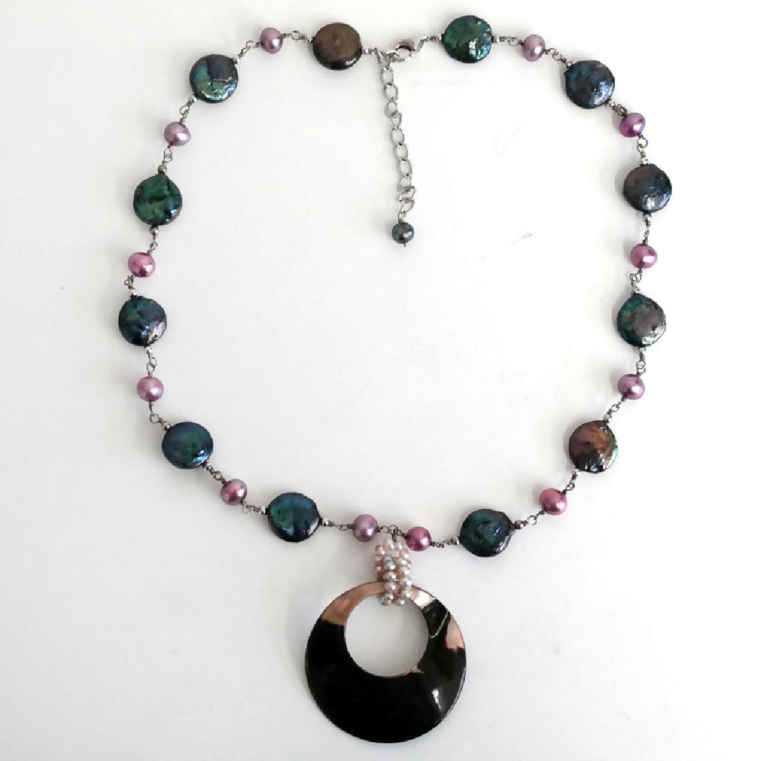 Genuine flat round black Biwa, brown and pink round (1 of 3)