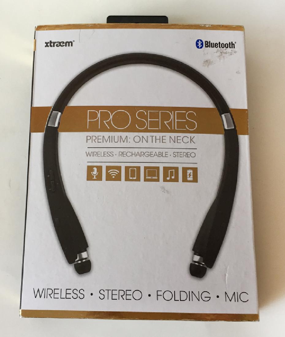 Pro series BX950 on the neck headset stereo, folding, (1 of 4)