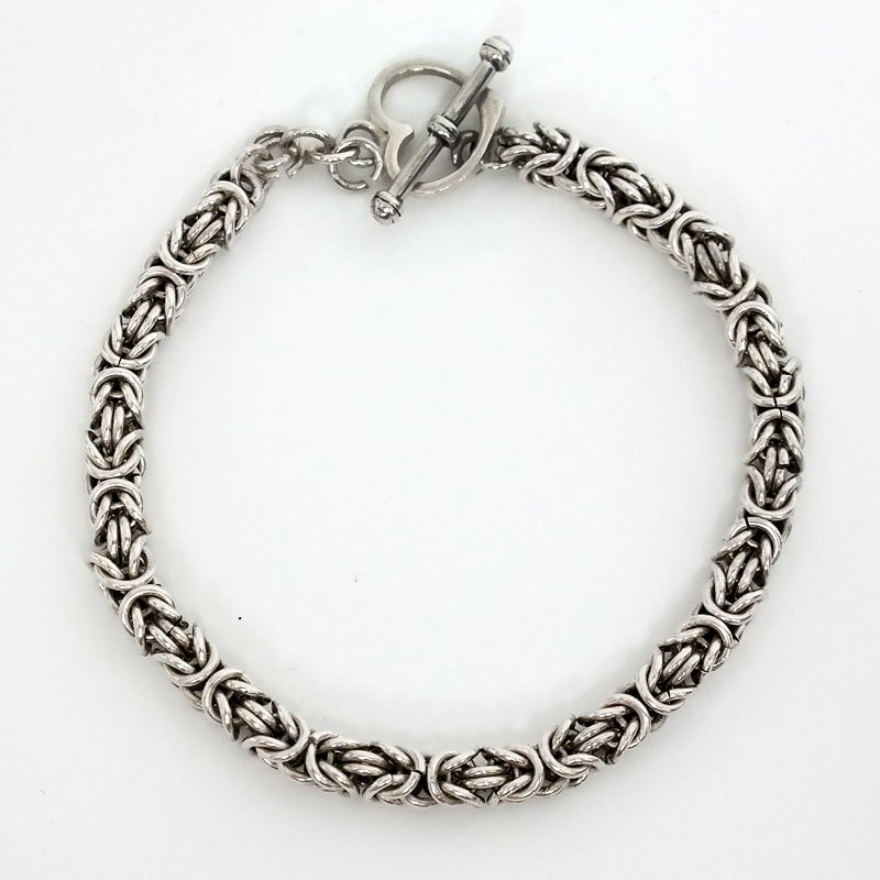 Byzantine chain flexible bracelet with heart shape (1 of 3)