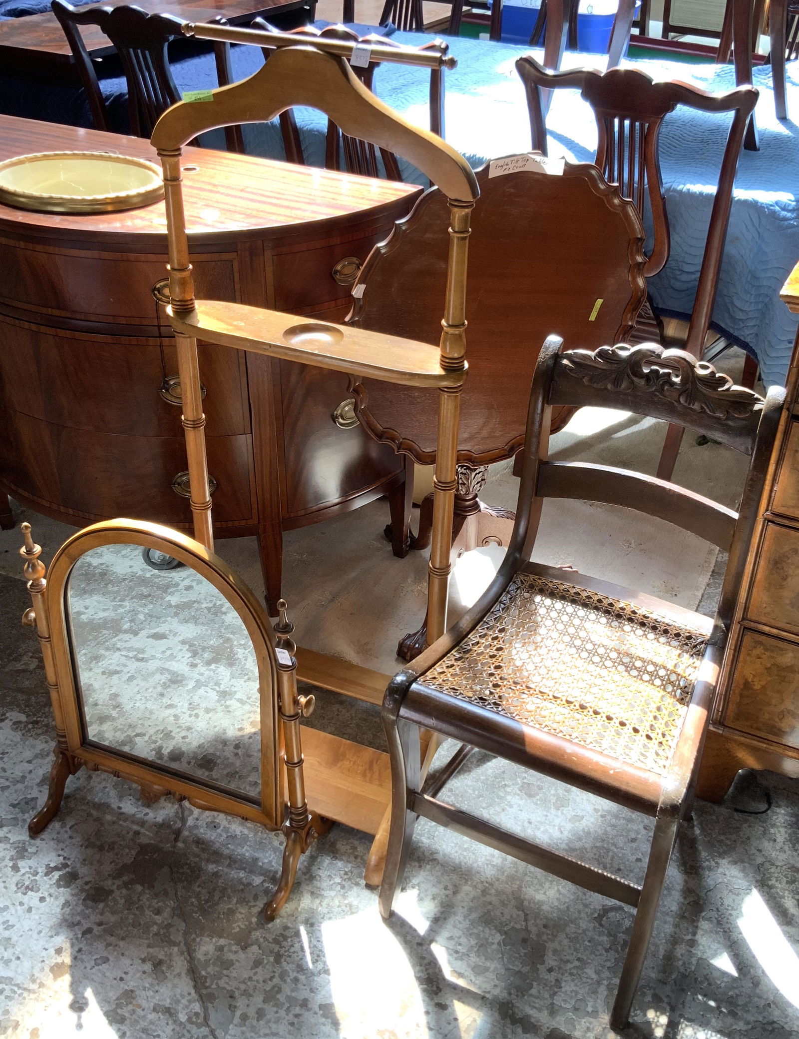 Lot: 3 Pcs.: Valet Stand, Swing Mirror & Chair.: Third-Party Freight Shipping or Personal Pickup Required.