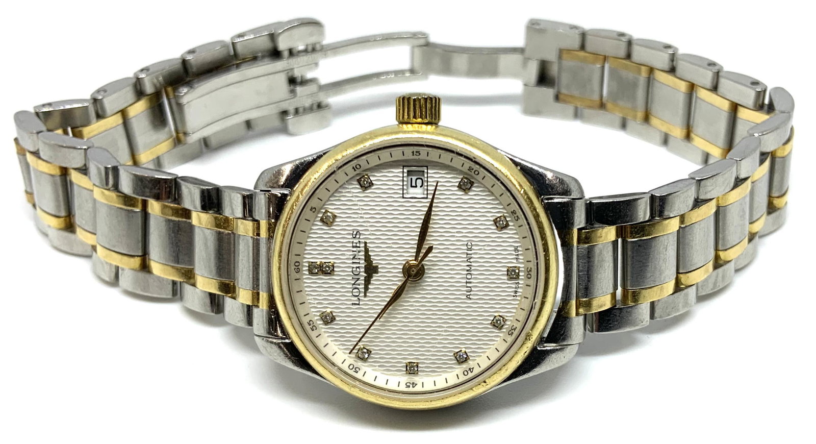 Ladies' Longines Automatic Wristwatch, As Is.: The Watch does not Run. Watch Case Measures 25mm Wide and 29mm Long.