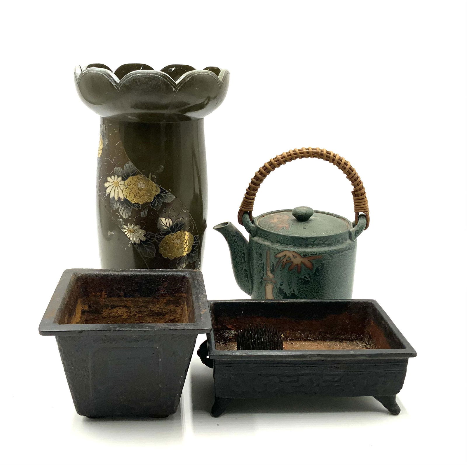 Lot of Assorted Japanese & Asian Items. (1 of 4)