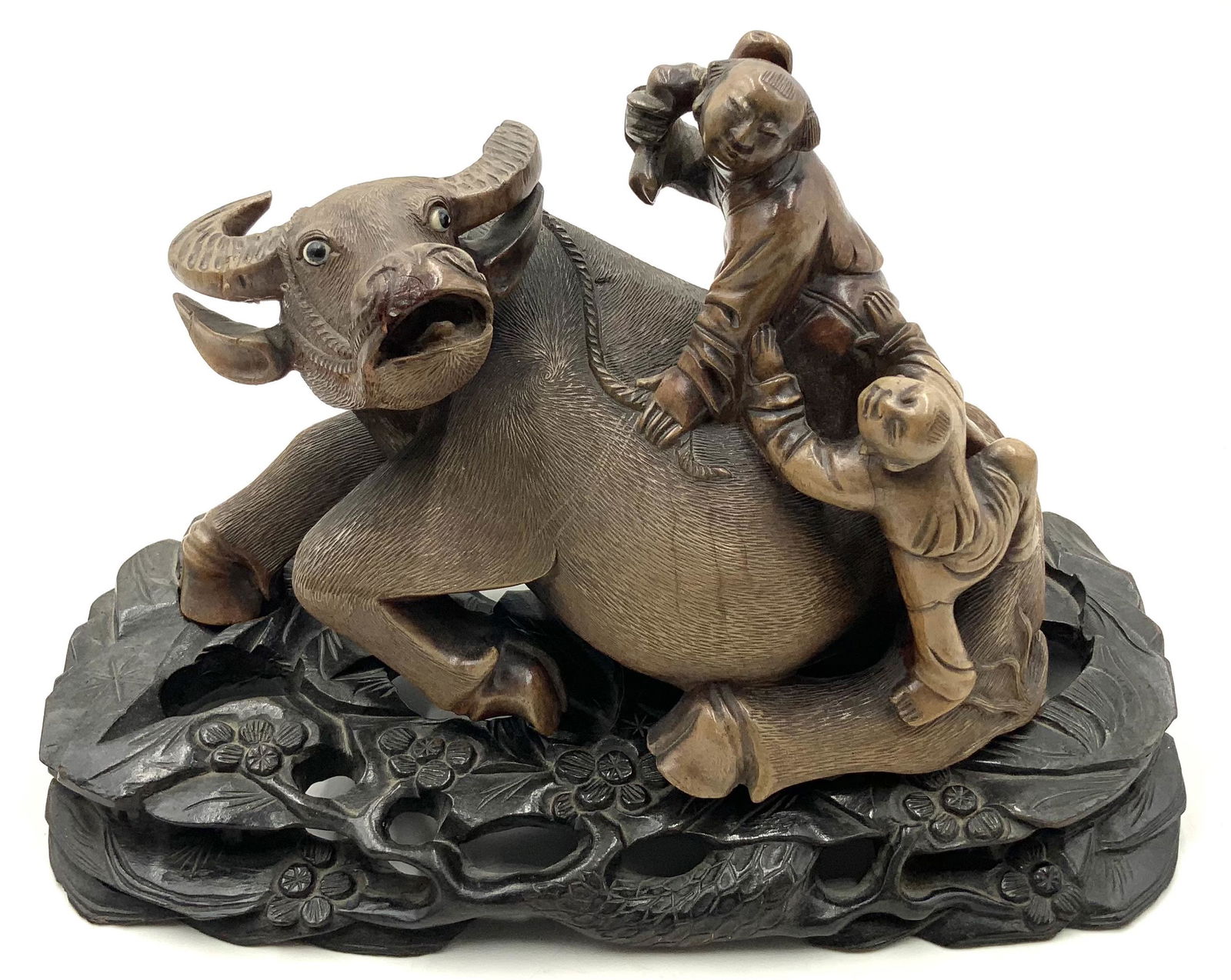 Antique Asian Carved Wood Water Buffalo w/2 Kids. (1 of 4)