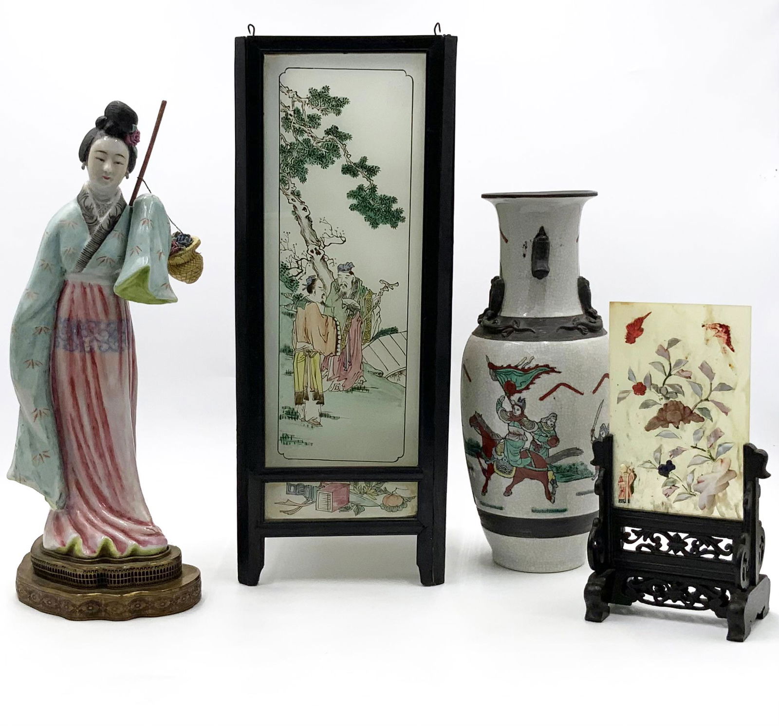 Lot of 4 Chinese Collectibles. (1 of 5)