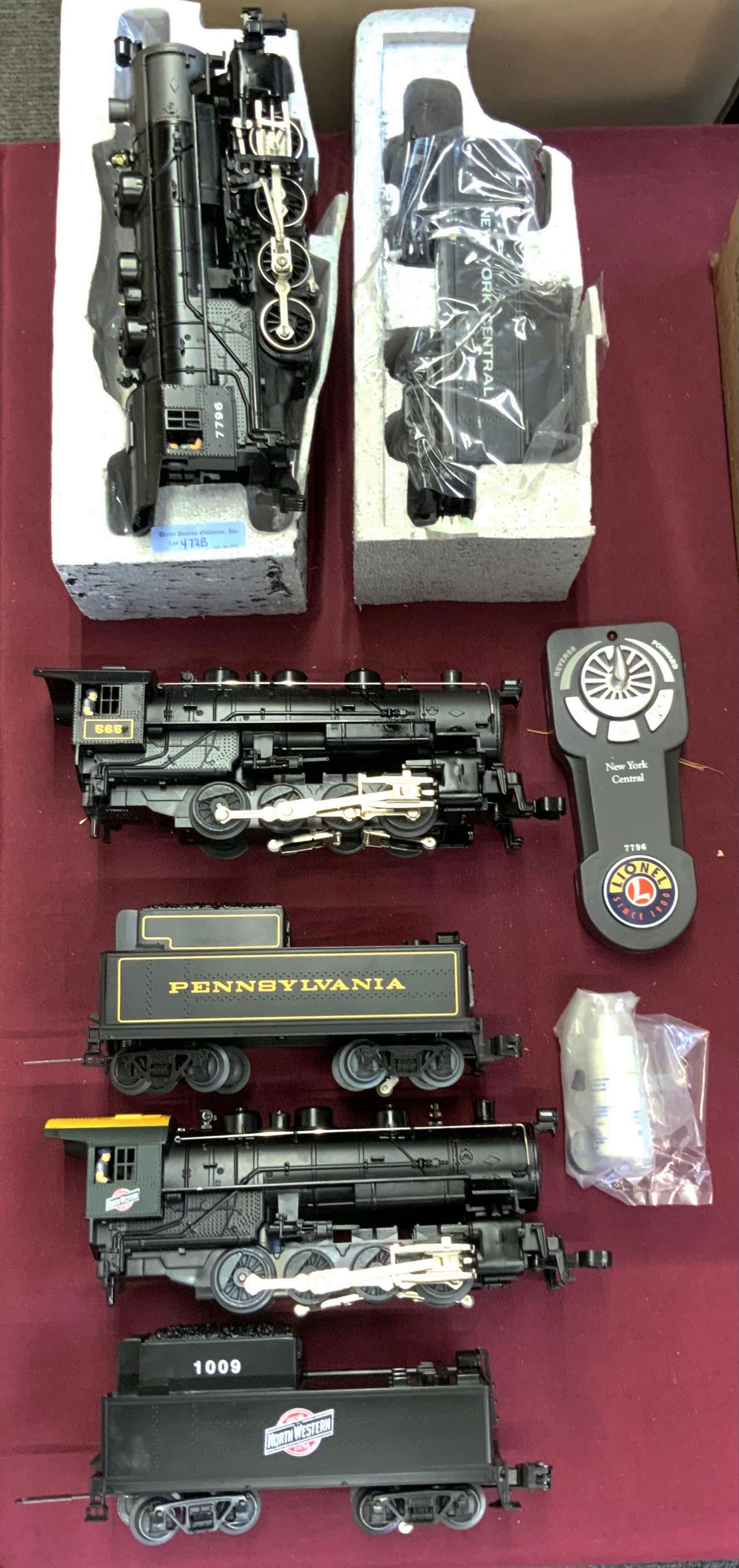 Lot: 7 Pcs.: Lionel Trains. (1 of 1)