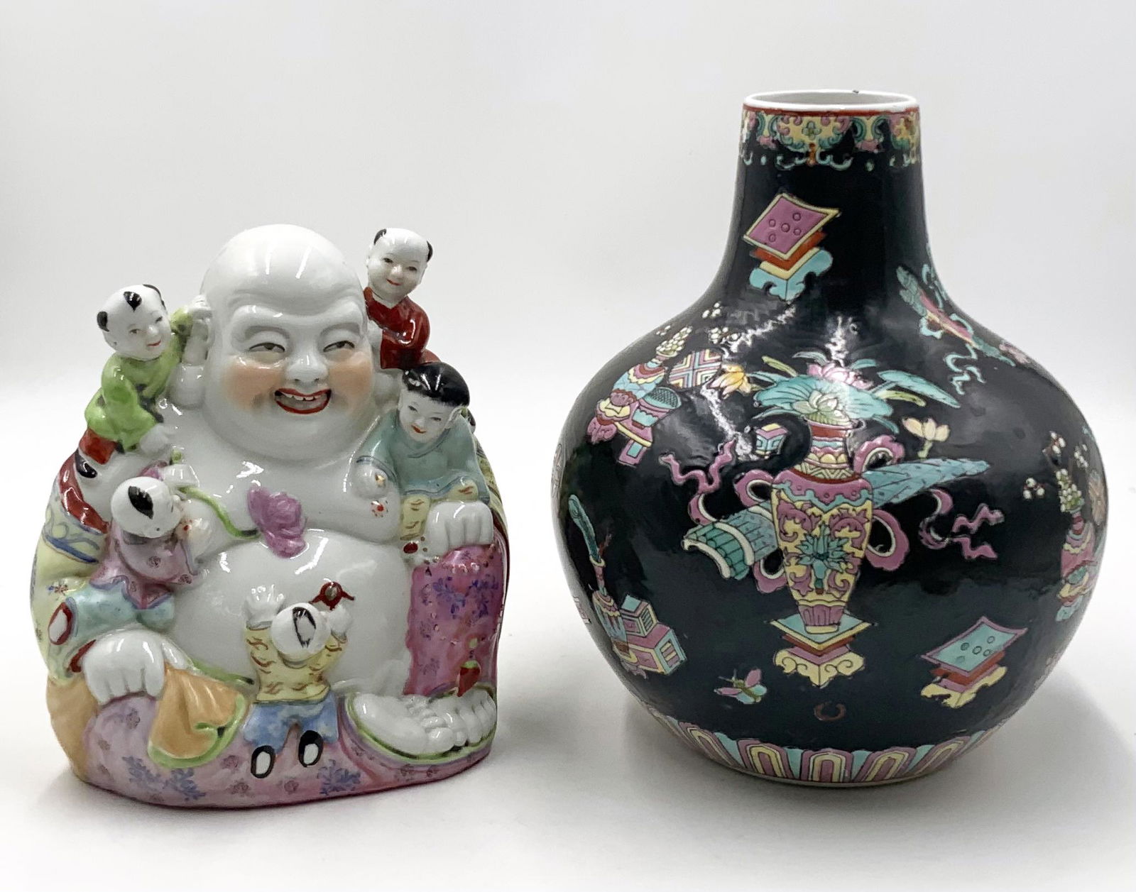 Lot: 2 Chinese Porcelain Items - Vase & Figure. (1 of 3)