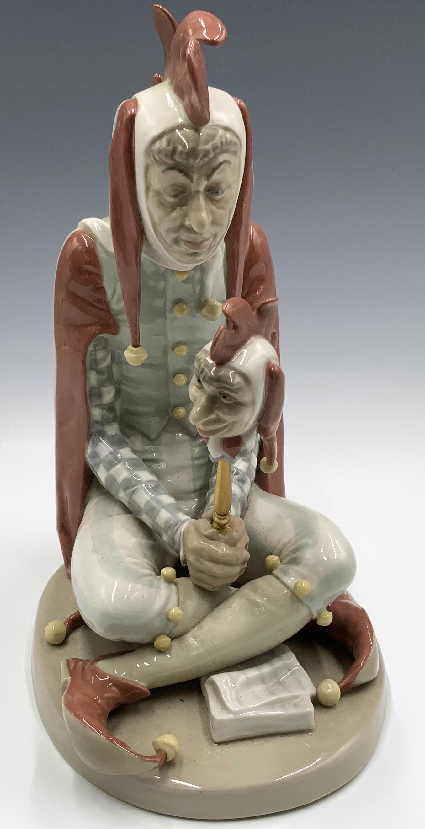 9" Lladro Court Jester Figurine. (1 of 3)