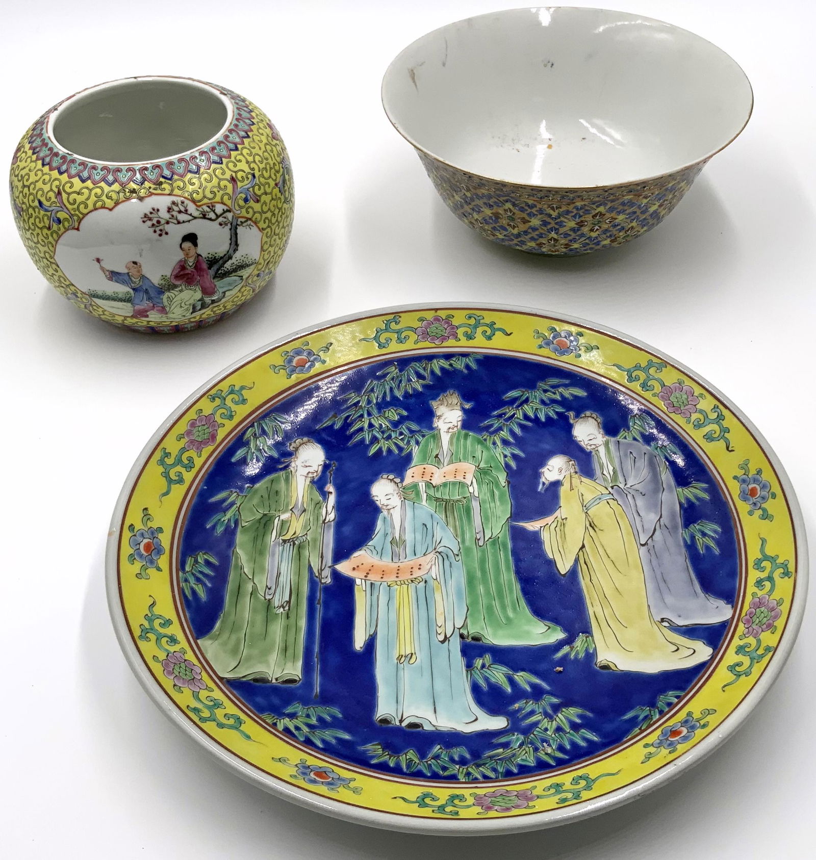 Lot of 3 Asian Porcelain Articles. (1 of 2)