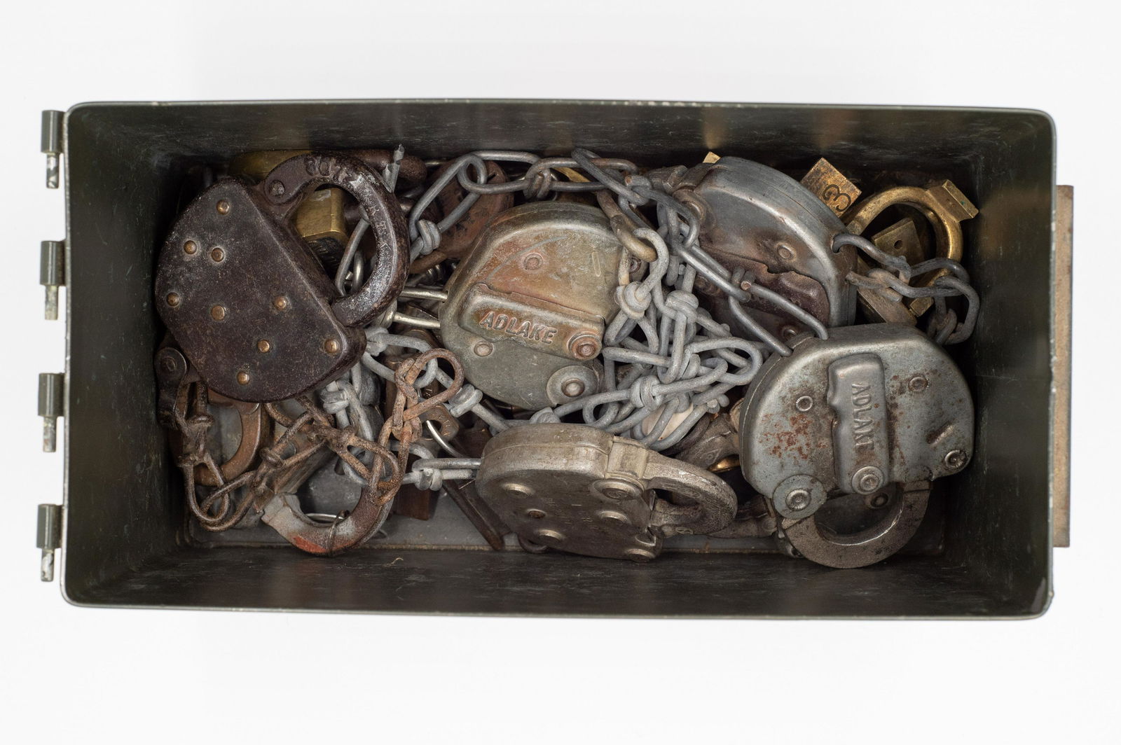 Lot of 18 Vintage Padlocks and a Ring of Keys. (1 of 4)