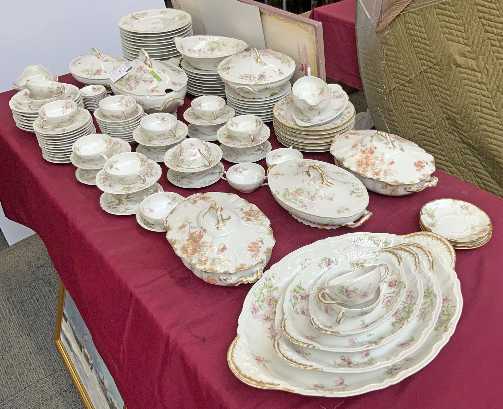 Set of Theodore Haviland Limoges Floral China. (1 of 5)