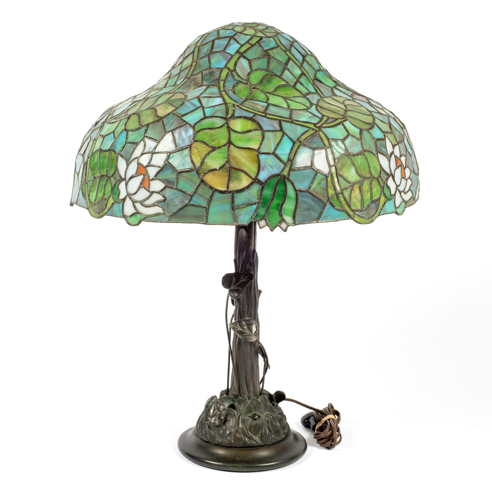 Lily Pad Leaded Lamp w/ Stained Glass Shade. (1 of 4)
