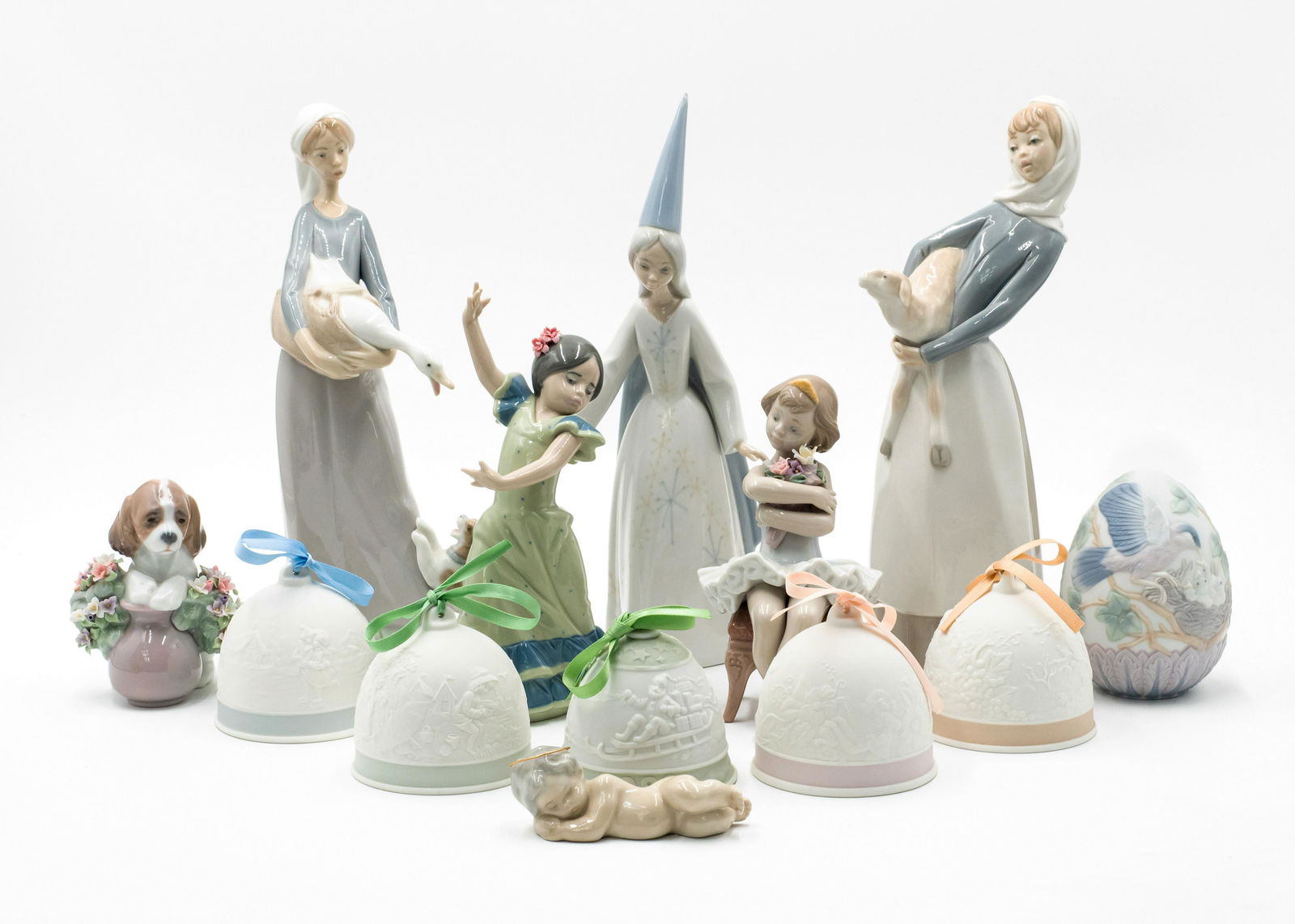 Lot of Lladro Figurines, Bells, and Egg. (1 of 6)