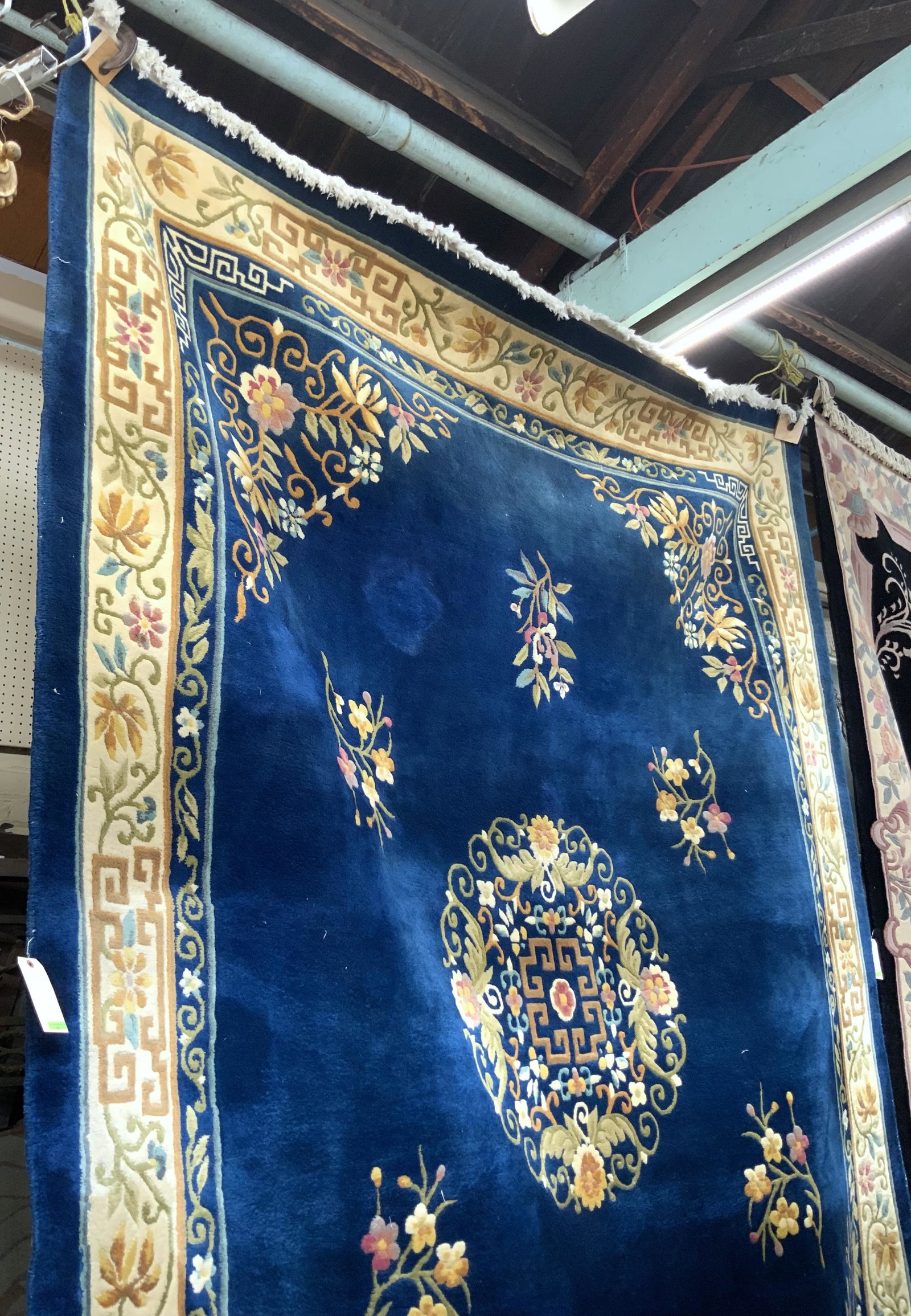 Vintage "Tai Ming" Chinese Sculptured Rug.: Measures 8' 8" x 11' 9". There is a little Wear / White Spots along the Edges, but the Rug is in Good Overall Condition. Third-Party Shipping or Personal Pickup Required.