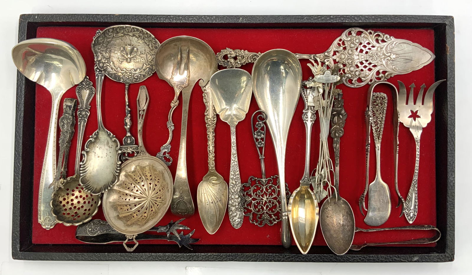 Lot of Antique Sterling Silver Serving Utensils. (1 of 1)