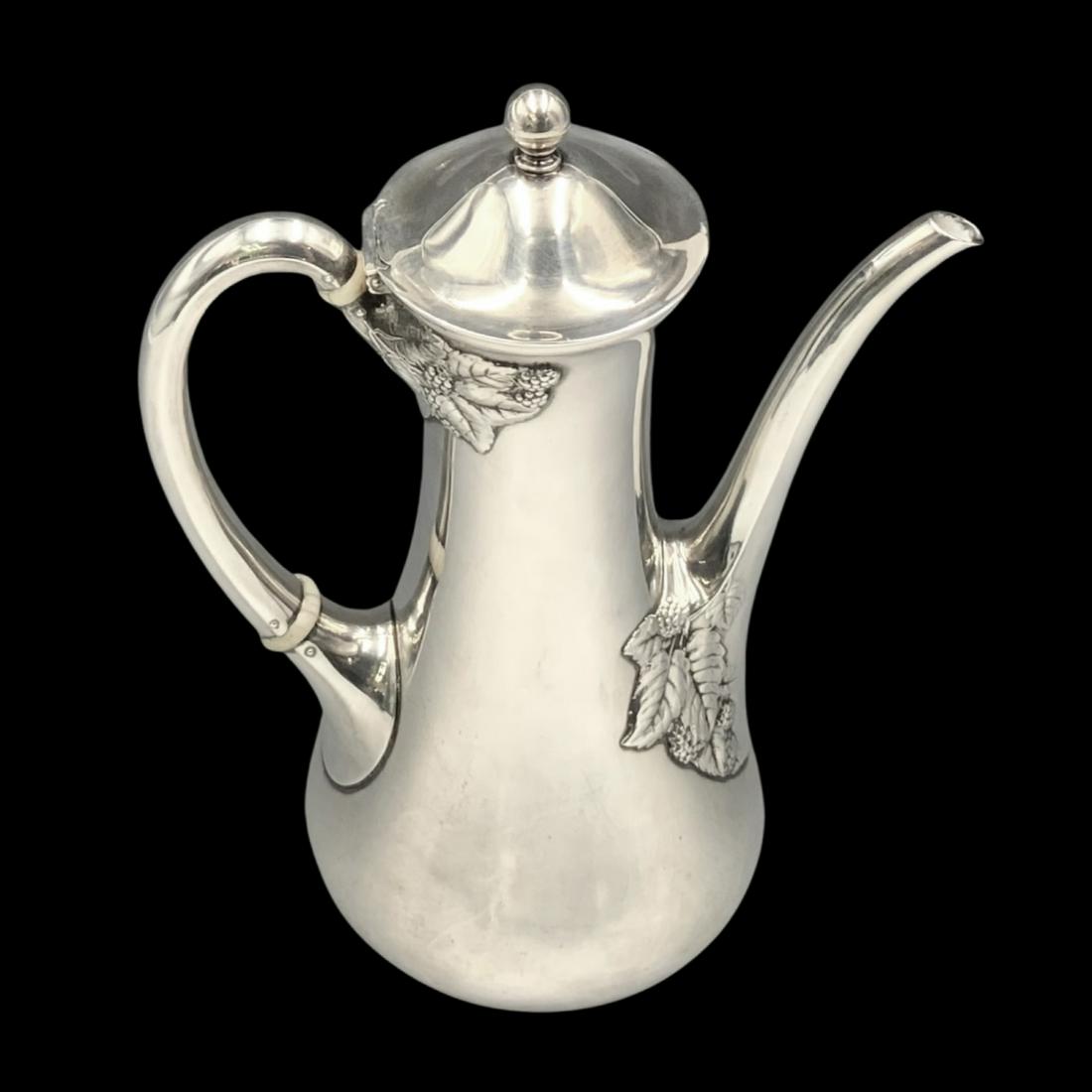 Tiffany Sterling Silver Coffee Pot. (1 of 3)