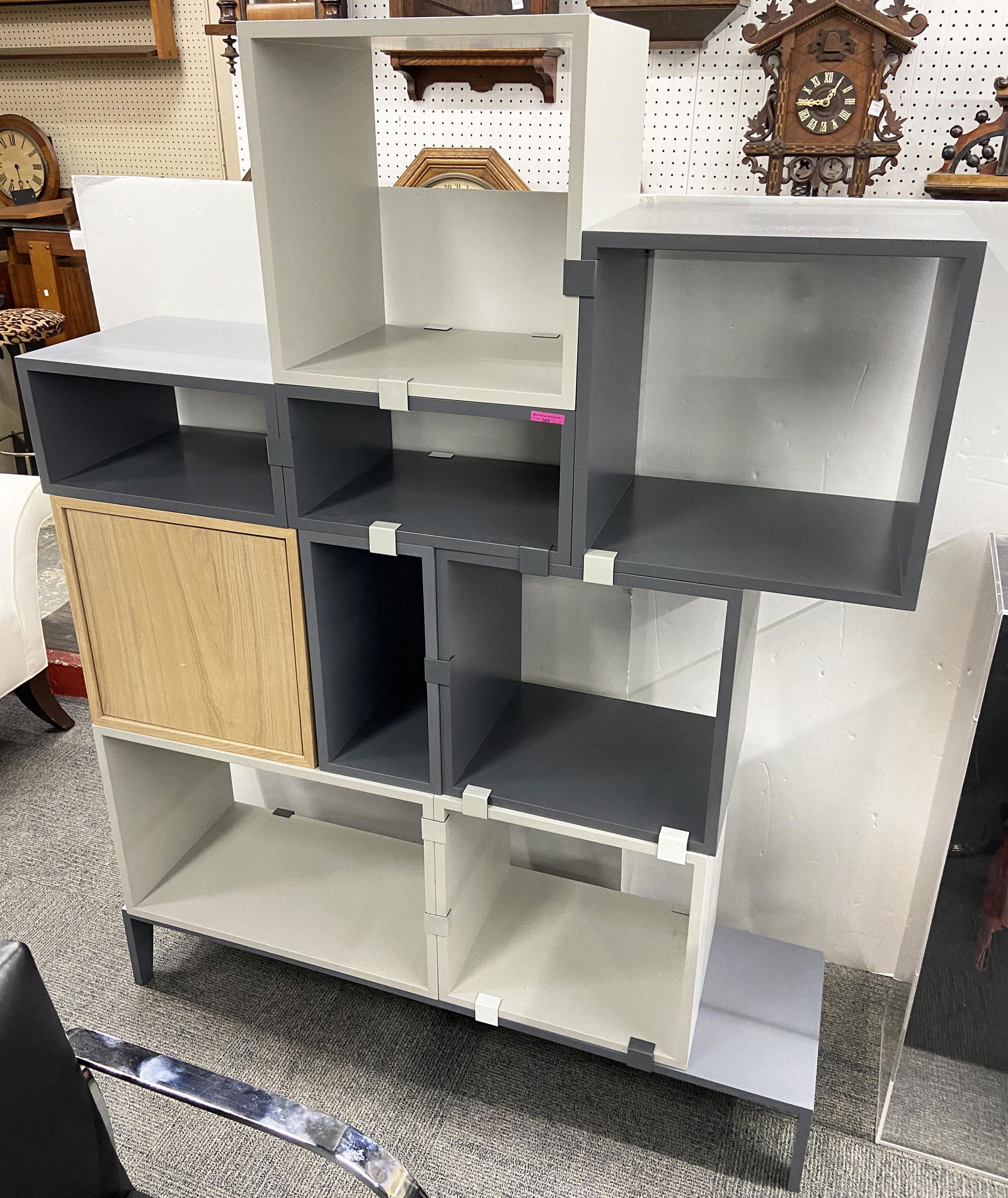 Muuto Modular / Adjustable Open Storage Shelf Unit (1 of 1)