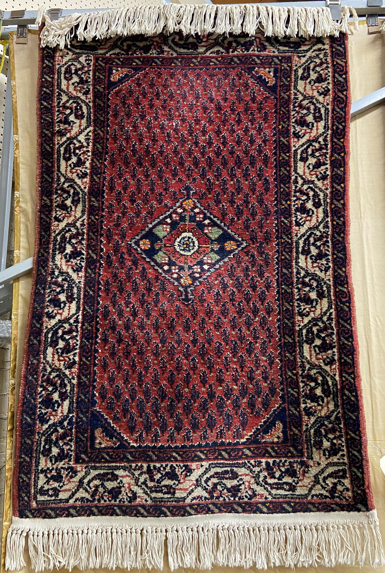 4' by 2' 7" Hand-Made Sarouk Oriental Rug. (1 of 1)