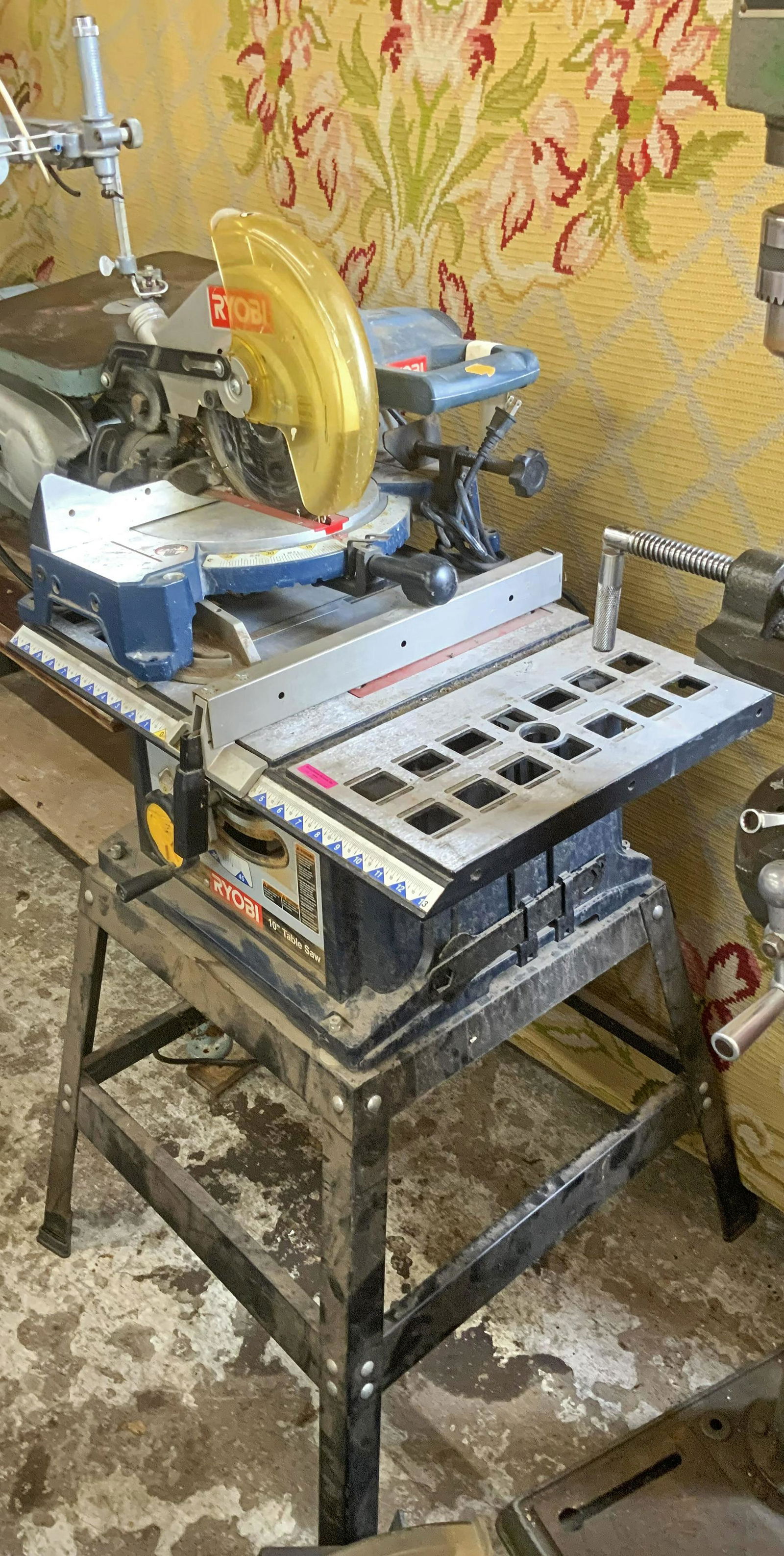 Lot: 3 Saws, inc. Ryobi Chop Saw and Table Saw. (1 of 2)