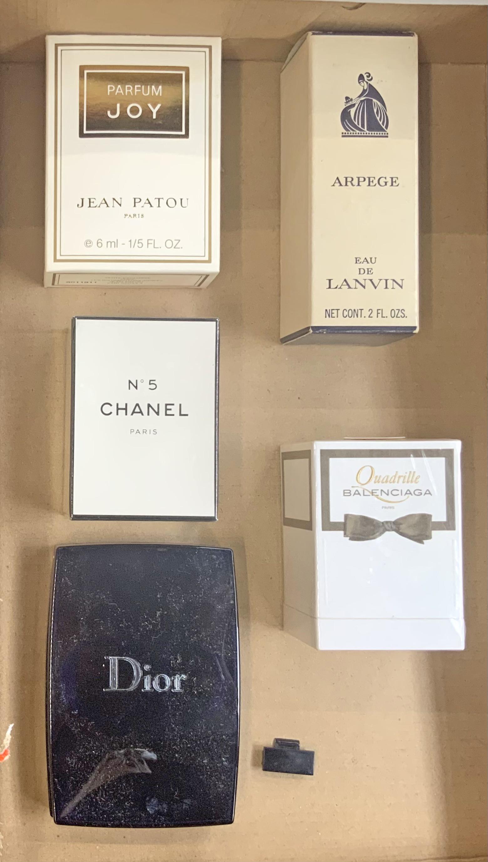 Lot of 4 Perfume Bottles & Dior Makeup Kit. (1 of 1)