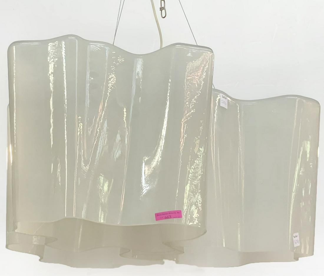 Modern Free-Blown Artistic-Style Light Fixture. (1 of 1)