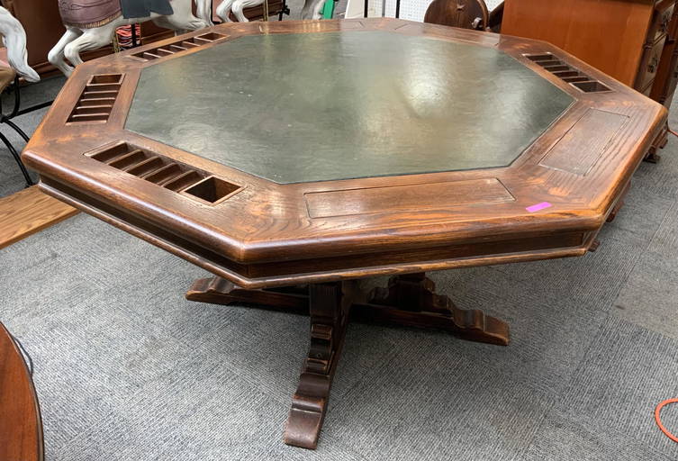 Romweber 7 Player Viking Oak Poker Table.