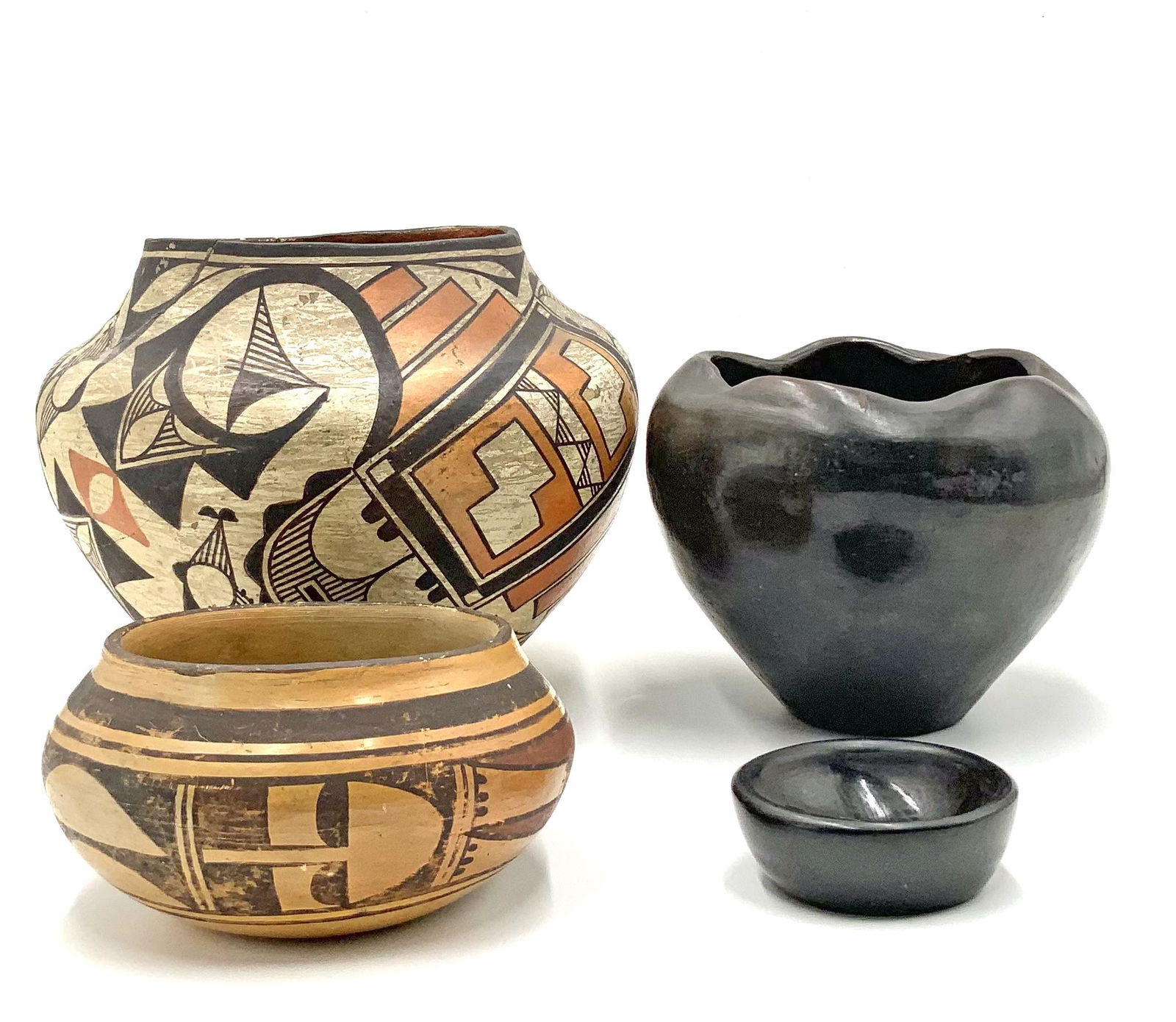 Lot of 4 Native American Indian Pottery Pcs. (1 of 5)