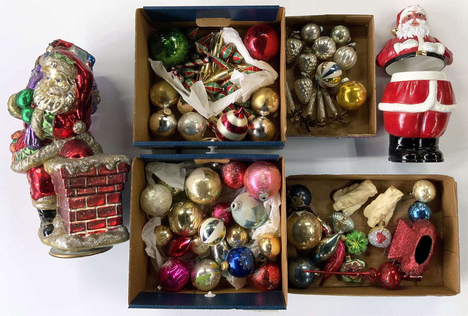 Lot of Vintage Christmas Decor - Ornaments, etc. (1 of 3)