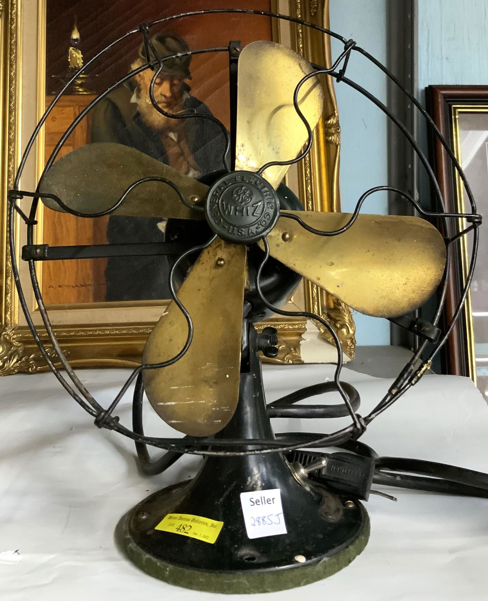 Sml G.E. General Electric Whiz Fan w/Copper Blades (1 of 1)