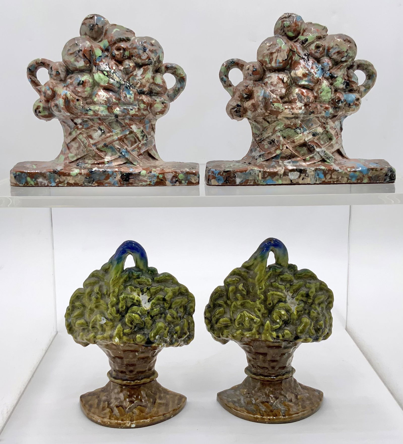 Lot of 2 Cast Iron Bookend Sets. (1 of 2)