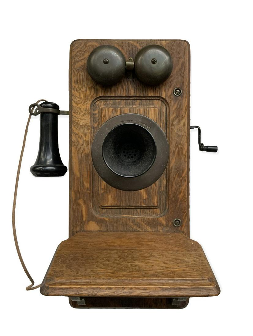 Antique Kellogg Hand-Crank Wall Telephone. (1 of 2)