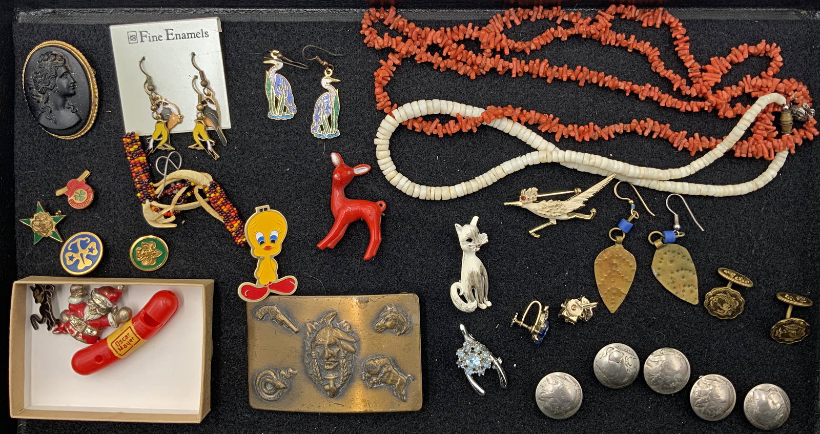 Lot of Assorted Vintage Jewelry. (1 of 1)