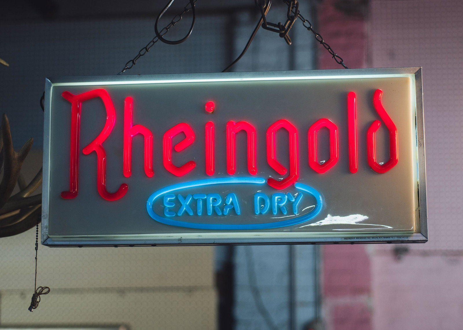 Hanging Rheingold Lit Beer Advertising Sign. (1 of 3)