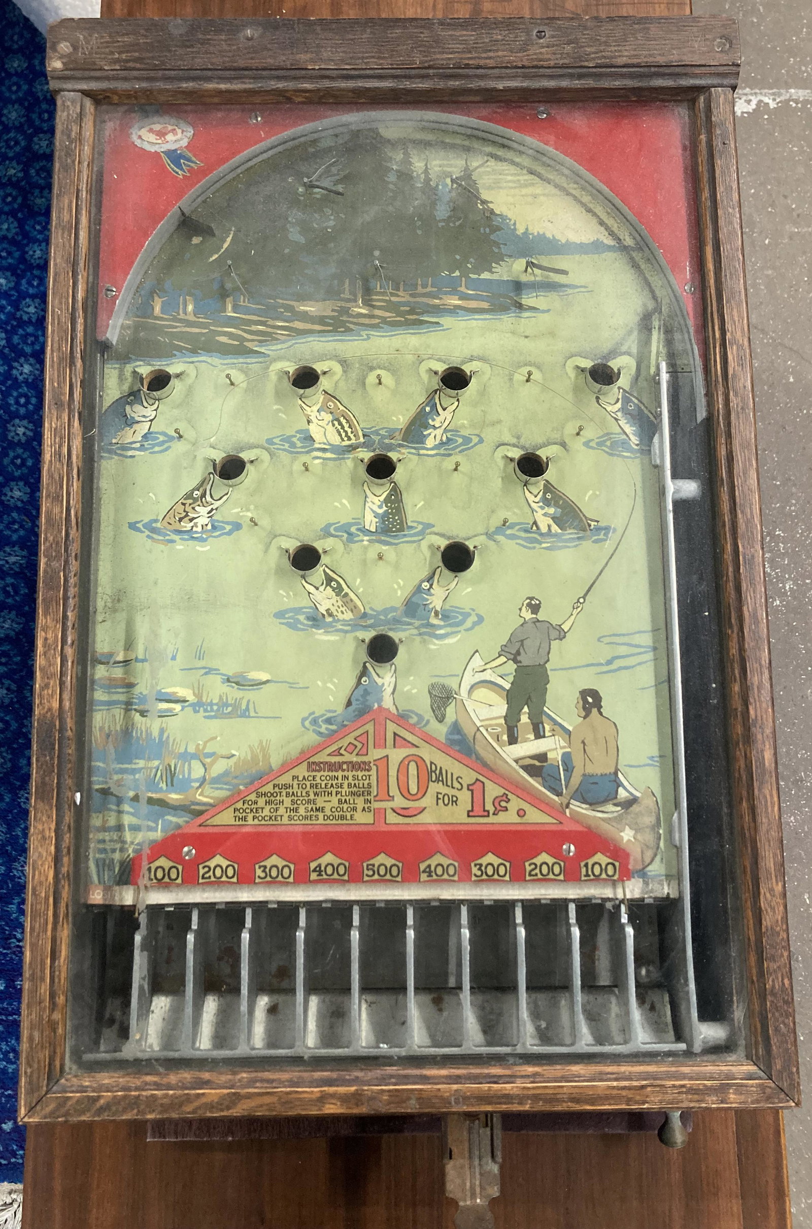 Vintage Penny-Operated Table-Top Pinball Machine. (1 of 3)