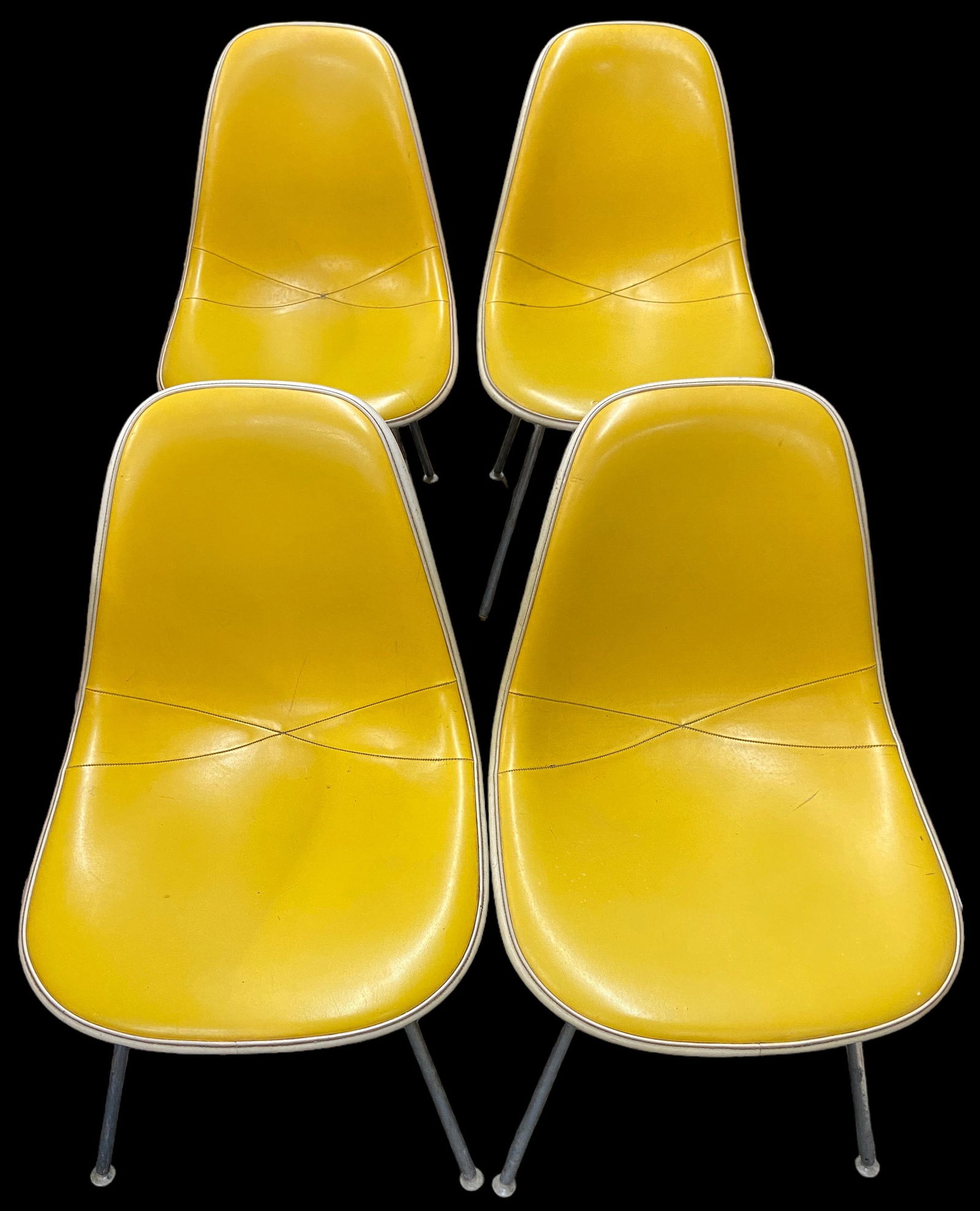 Set of 4 Vintage Herman Miller Eames Shell Chairs. (1 of 3)