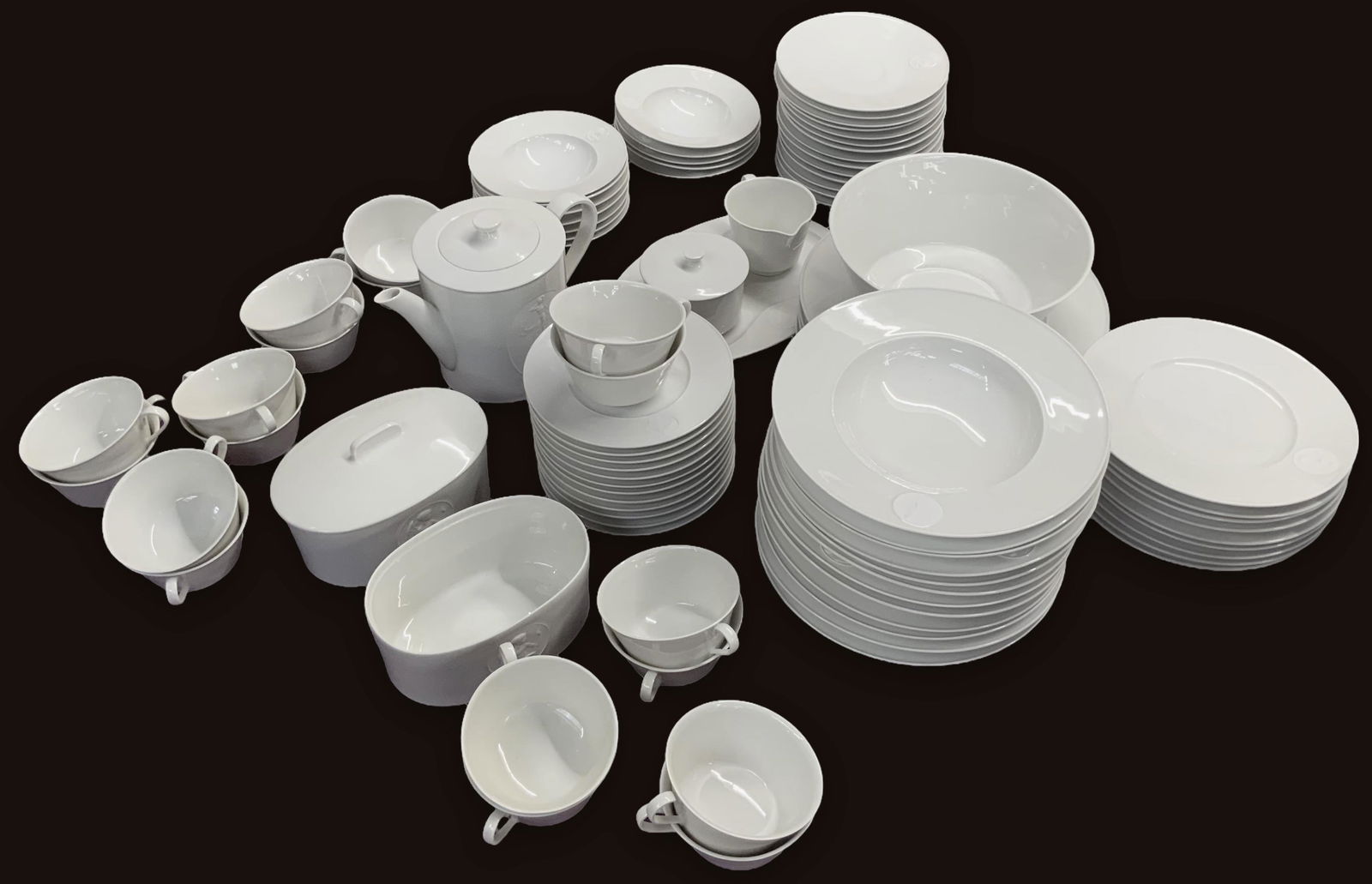 88 pc. KPM Berlin "Arcadia" Dishware Set. (1 of 3)