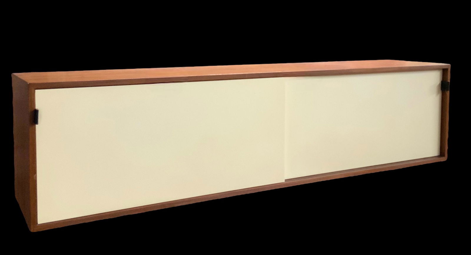 Florence Knoll Hanging Walnut Cabinet. (1 of 4)