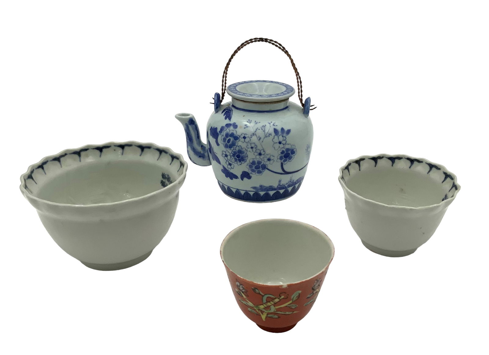 Lot: Small Chinese Teapot and 3 Cups. (1 of 4)