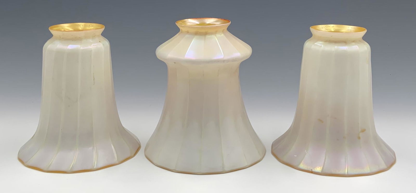 Set of 3 Signed Lustre Art Glass Lamp Shades. (1 of 4)