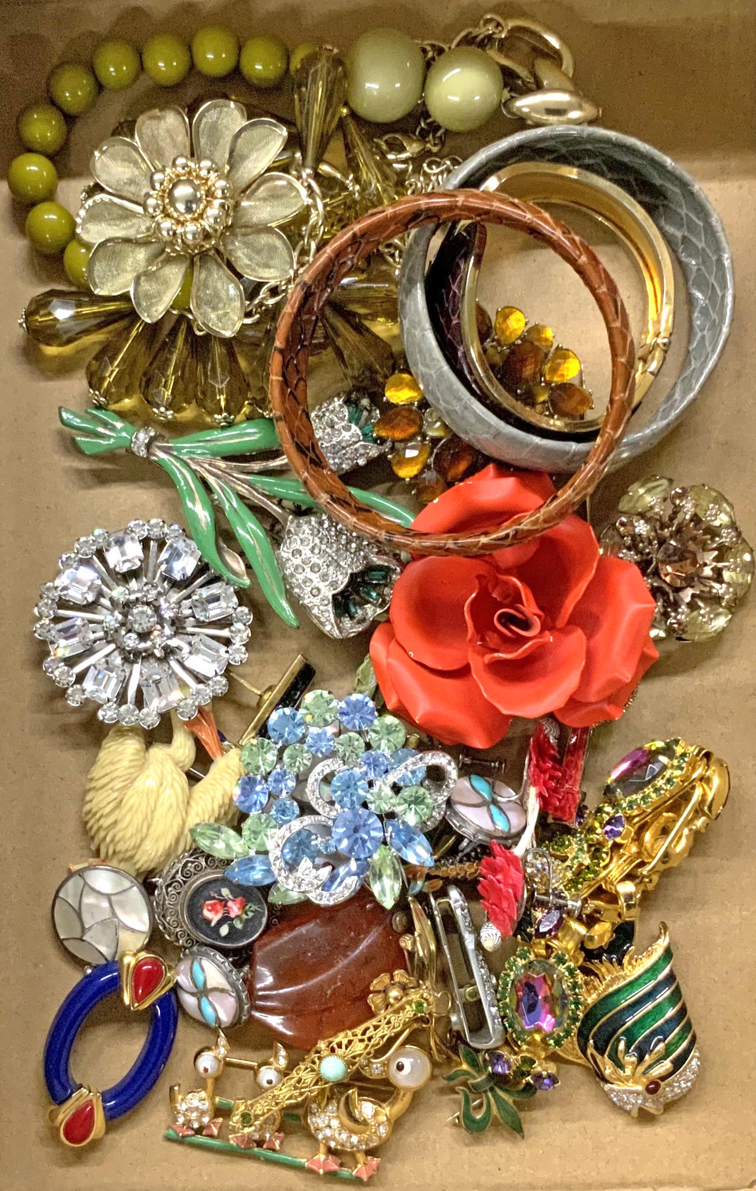 Lot of Mostly Costume Jewelry. (1 of 2)