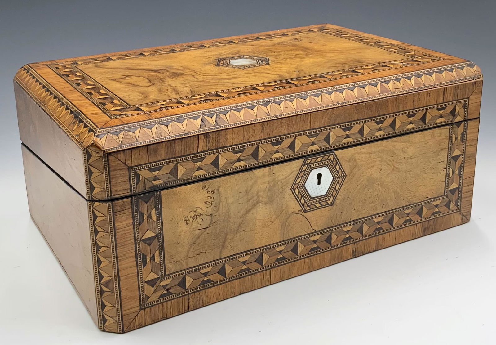 Burled Wood Lap Desk w/ Inlay and Plush Interior. (1 of 4)