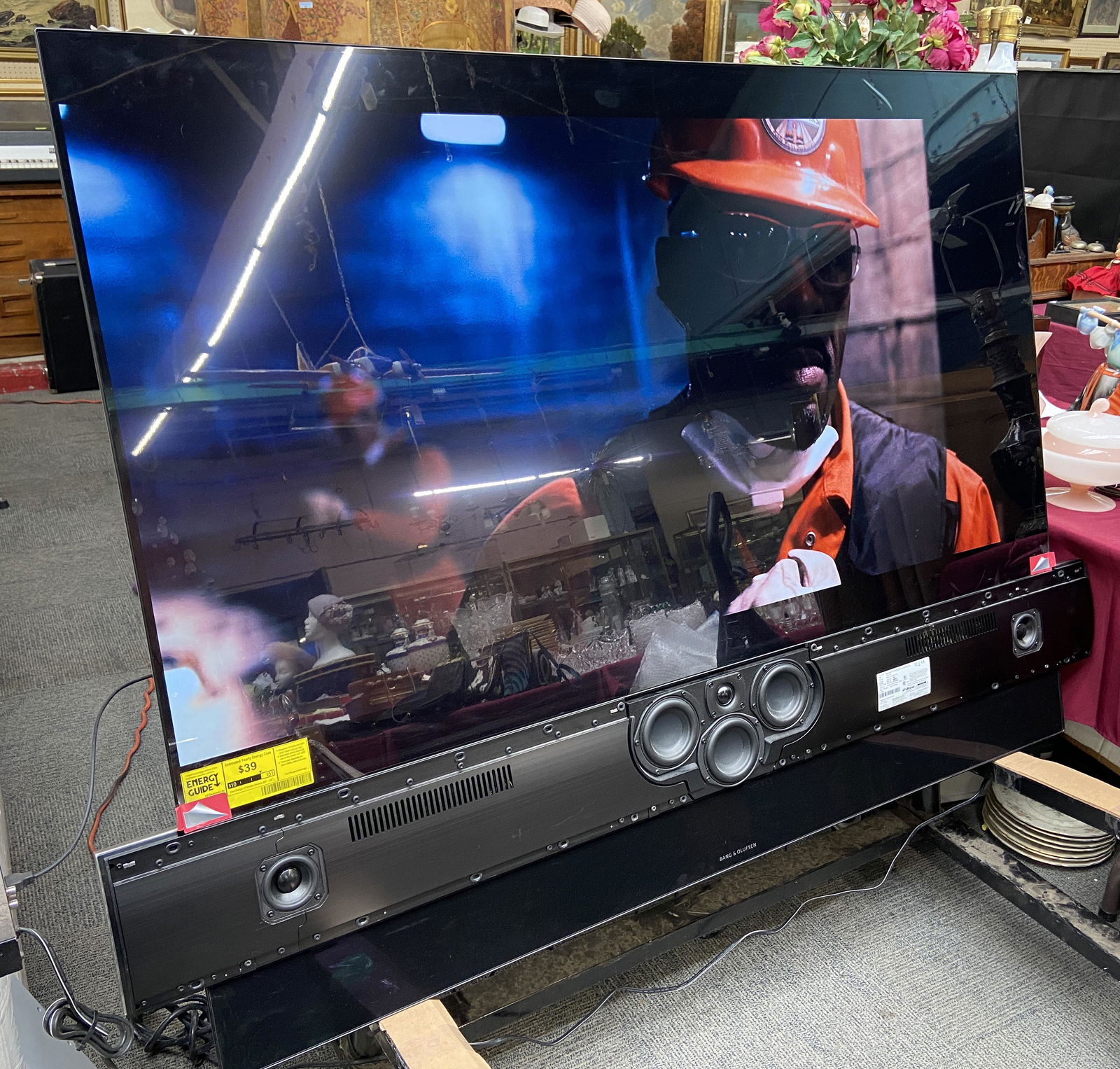 Bang & Olufsen Beovision Eclipse 65 Tv. Bang & Olufsen Beovision Eclipse 65 Tv.