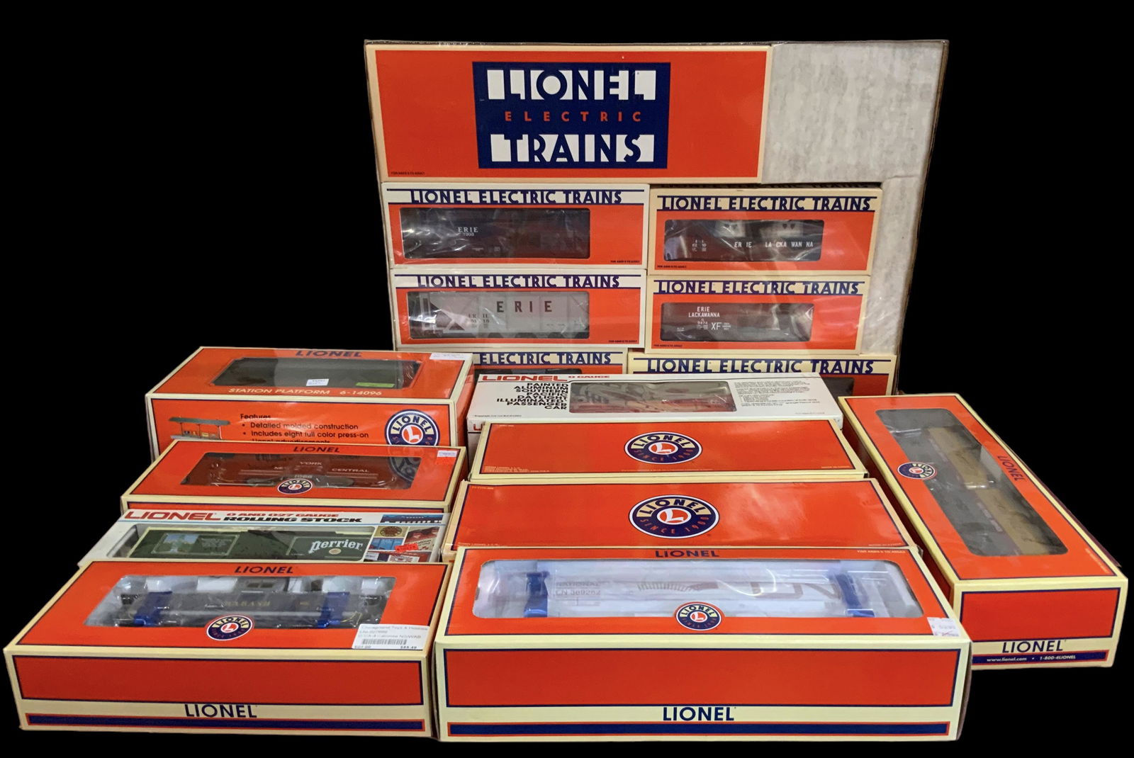 Lot 10 Lionel Train Items, New in Original Boxes. Apr 08, 2023